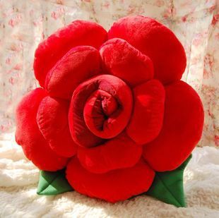 Romantic rose pillow