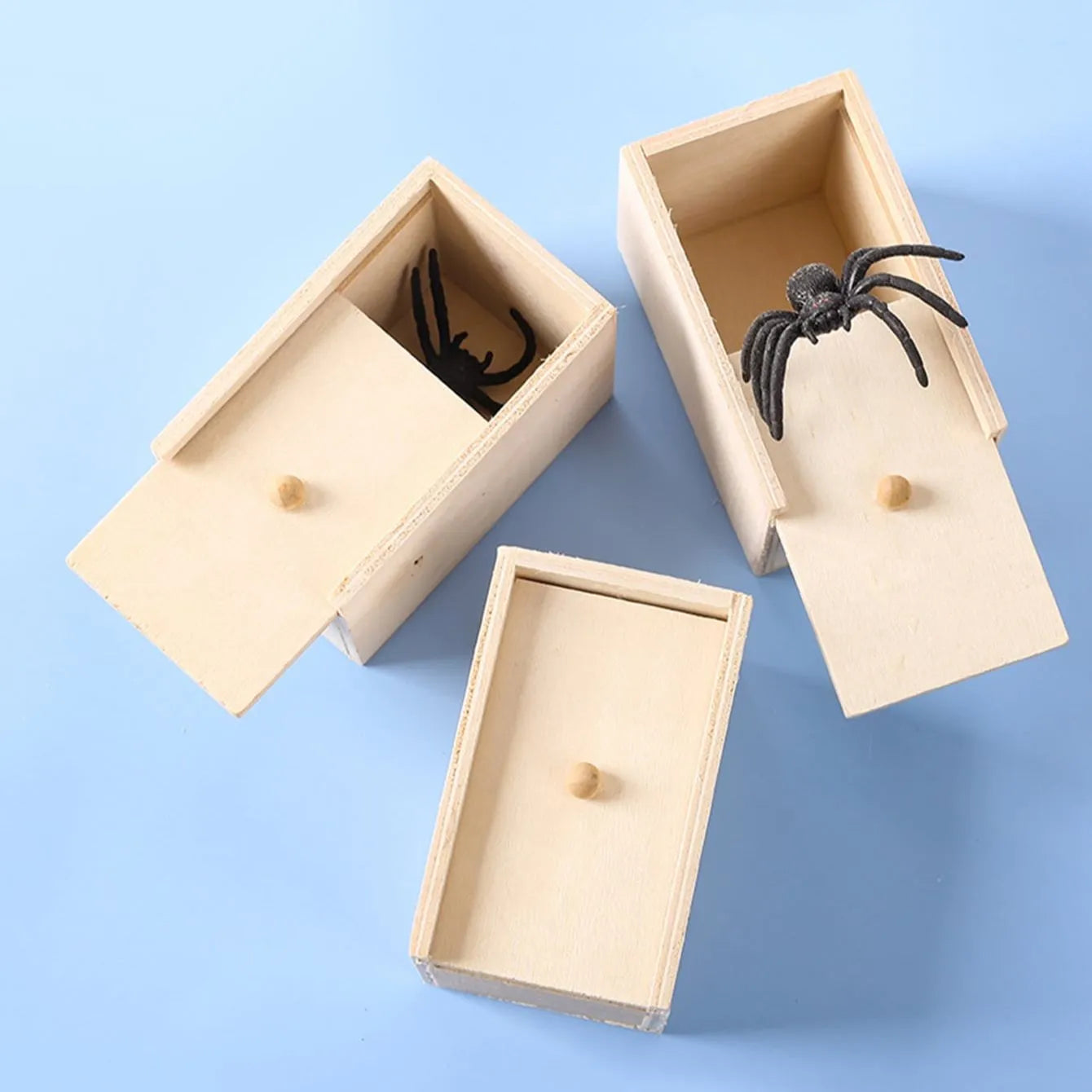 1PC-Wooden Prank Trick Practical Joke Home Office Scare Toy Box Gag Spider Kid Parents Friend Funny Play Joke Gift Surprising Bo